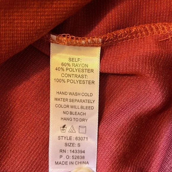 NWT Cotton Bleu Ultra Soft Burnt Orange Long Sleeve Sweater. Size Small. - Picture 6 of 6